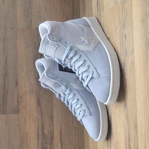 Converse High Top Brand new.